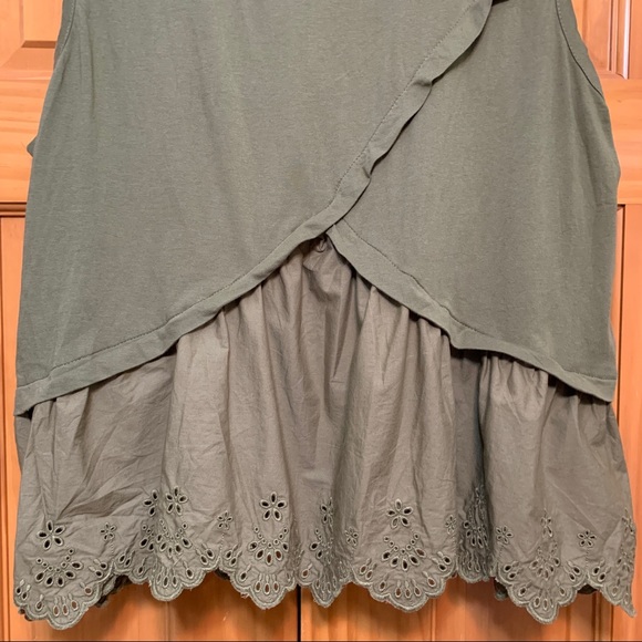 J. Crew Army Green Eyelet Hem Top XL - Picture 5 of 8